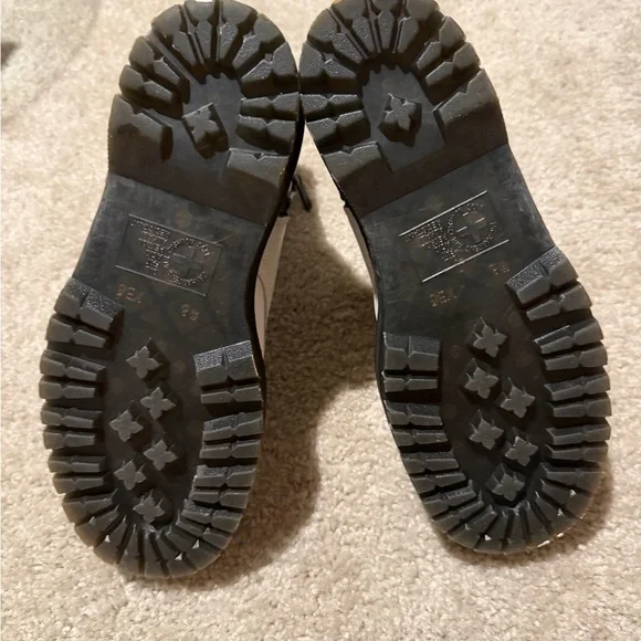 Dr Martens Platform Boots - Picture 4 of 4